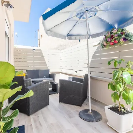 Sophia's Comfortable With A Private Backyard Lejlighed *